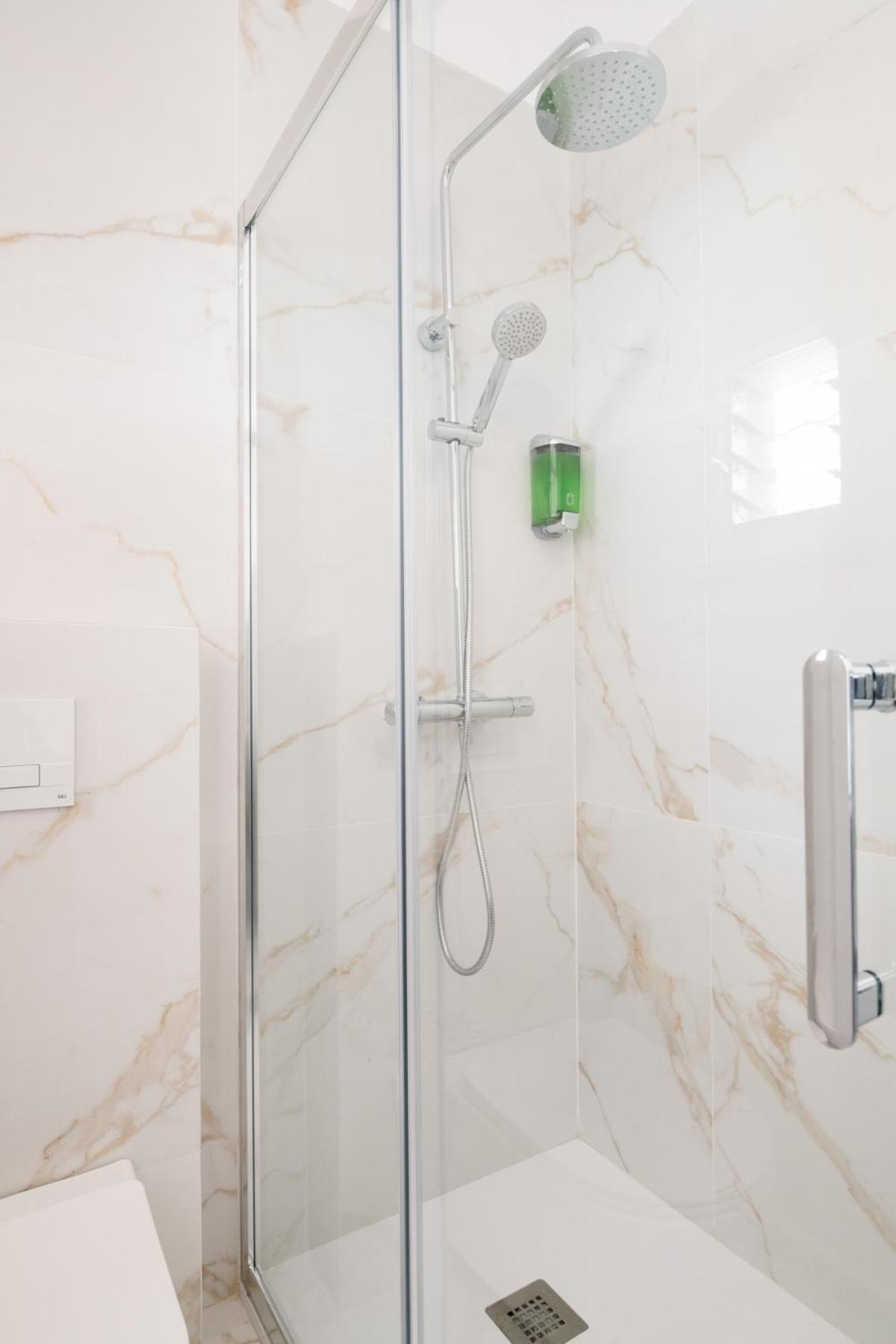 Atico Sagrada Familia Apartment Barcelona Ngoại thất bức ảnh
